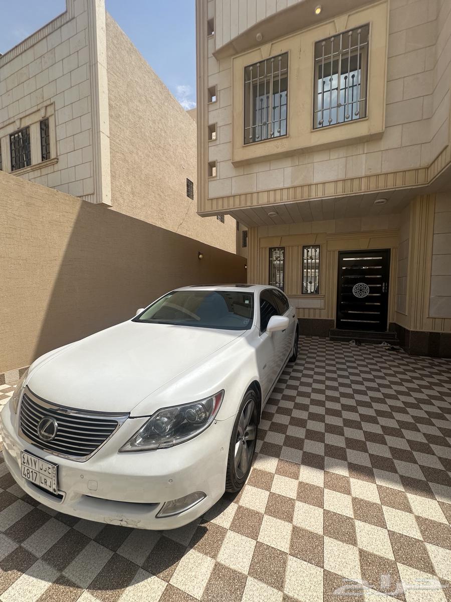 لكزس 200863667492152961111