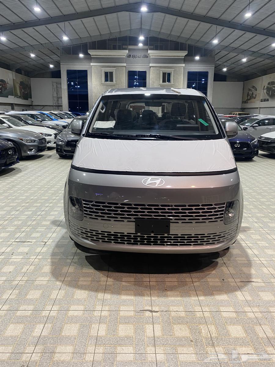 Hyundai Staria Diesel 2025 model available at the best price63667646369154113