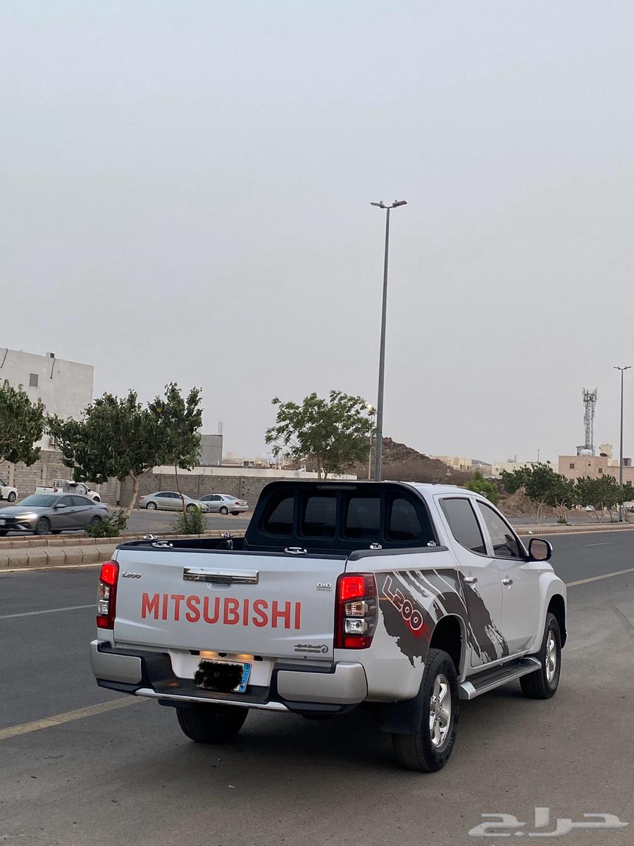 For sale, a clean Mitsubishi and user-maintained63667648418689113