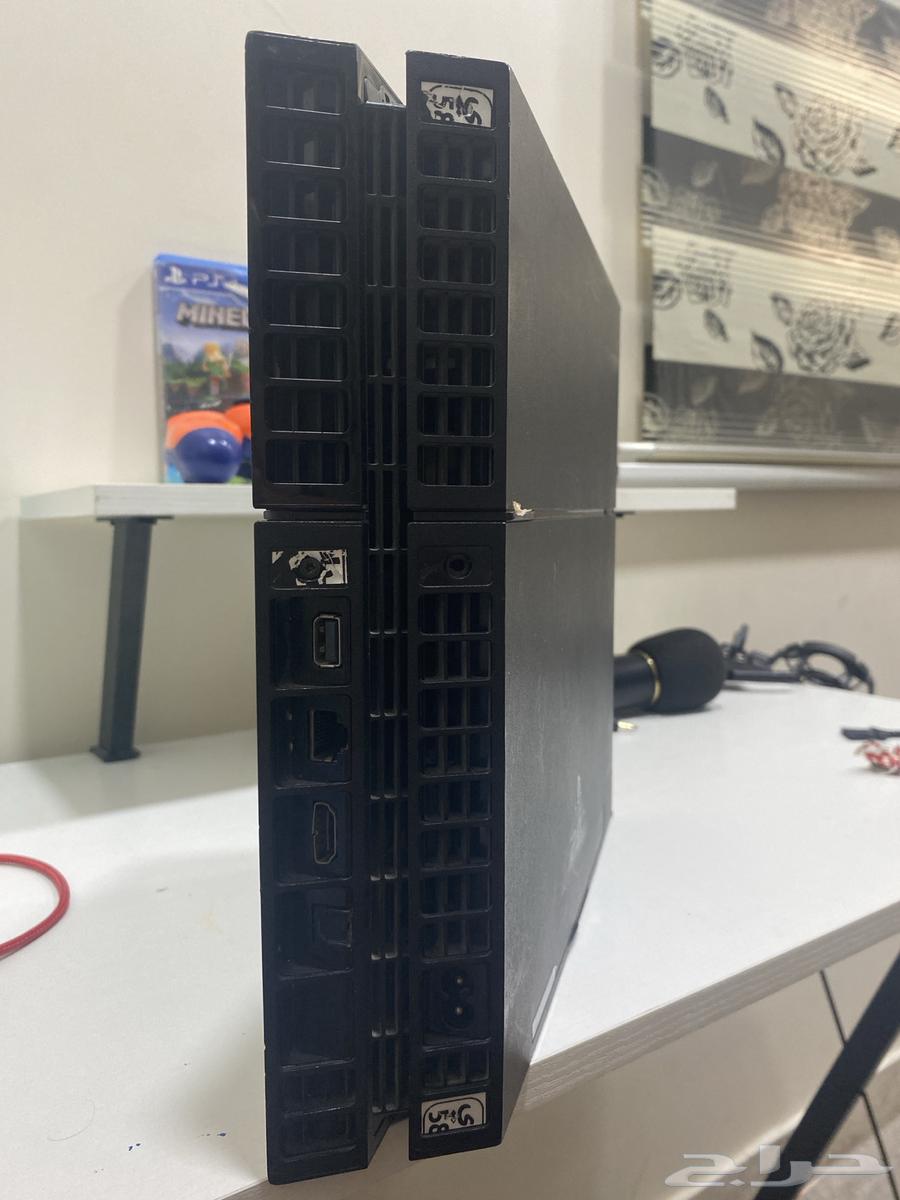 Sony 4 for sale without controller63655319663233114