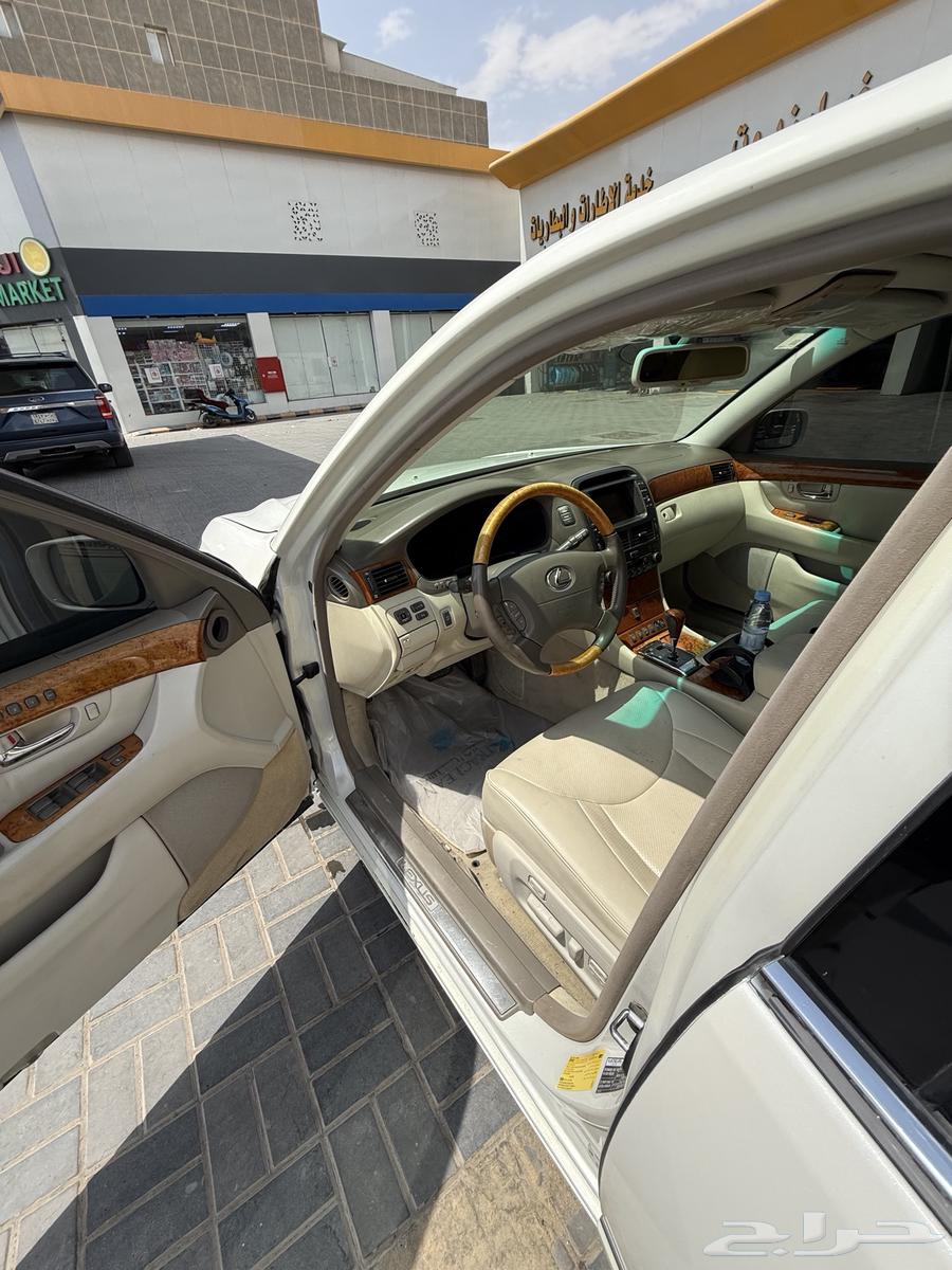 Lexus LS 430 Model 2004 Color 072 White Full Ultra Saudi63667515038337112