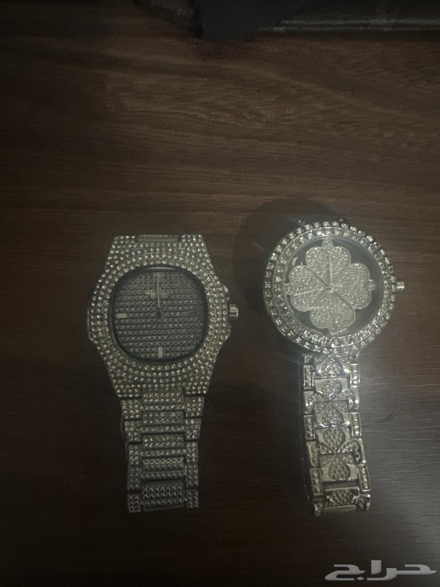 ساعات63618957372802113