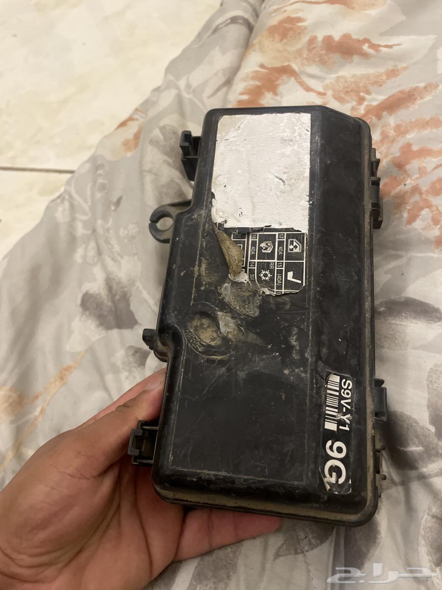 علبة فيوزات مرسيدس بنز63667494638850110