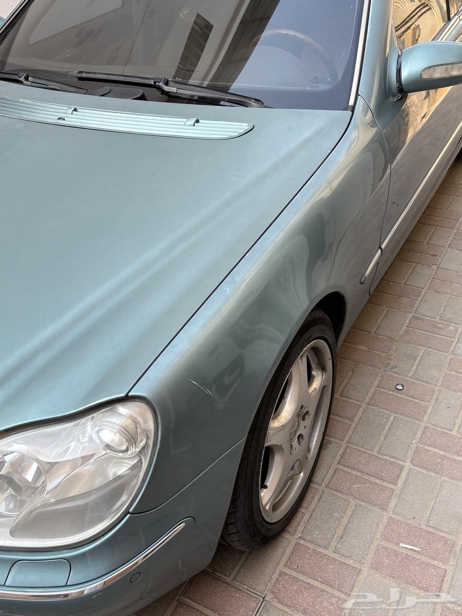 Mercedes E320 model, manufactured in 2002, green color.63667520100739114