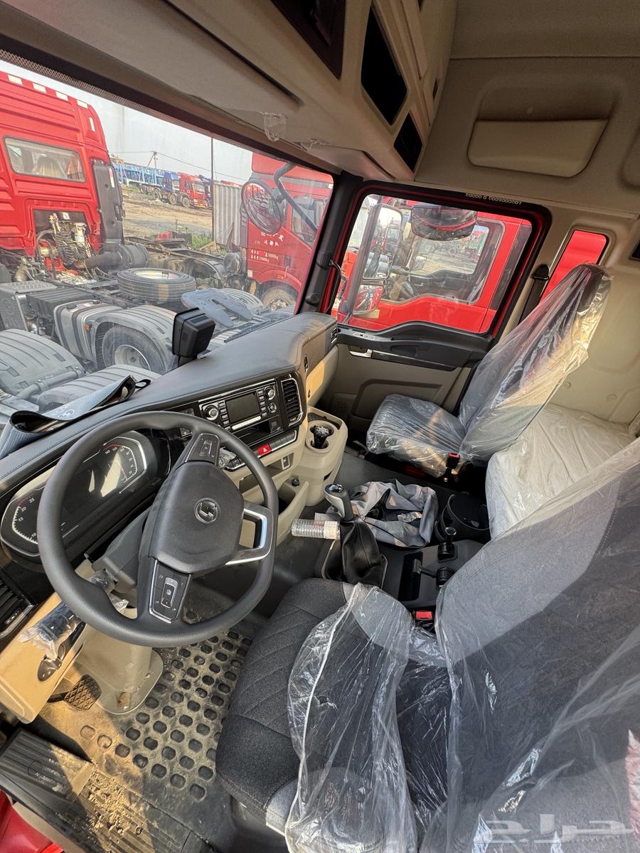 Sinotruk 2021 warehouse trucks63667650856323111