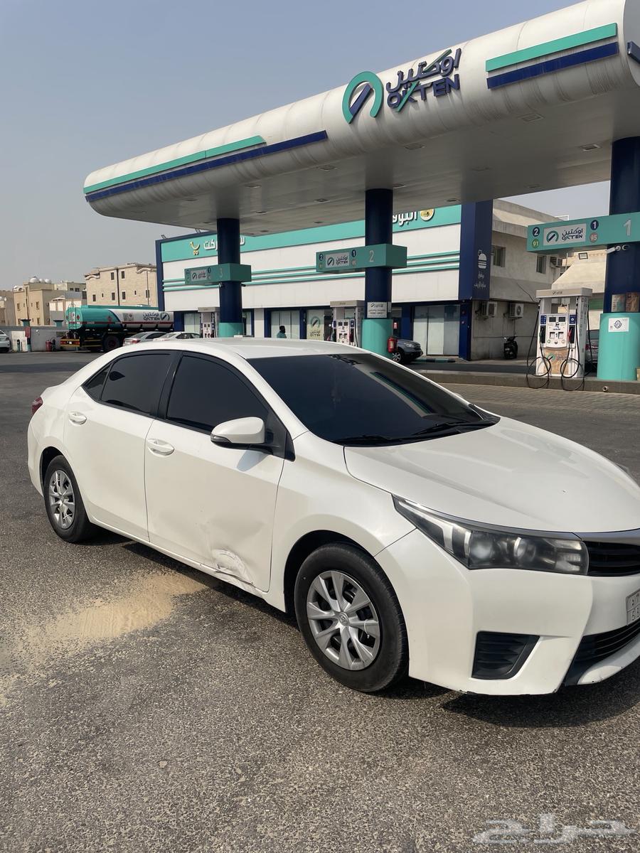 كورولا 2015 للبيع63667515593603113