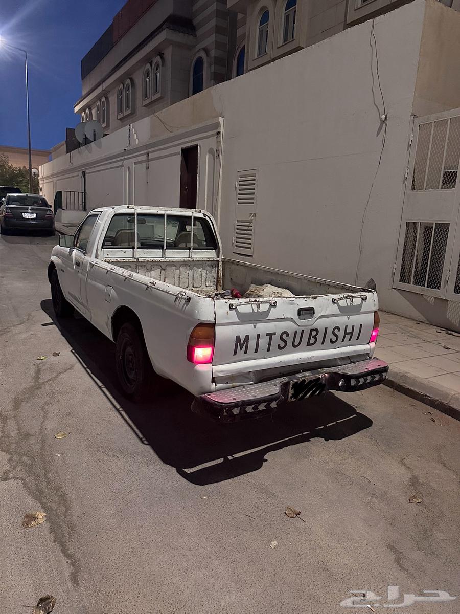 Mitsubishi 2004 Ghumaira63667512785537113