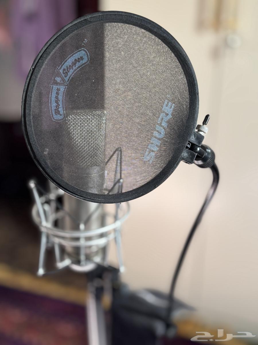 Professional Studio Equipment63655224610049111