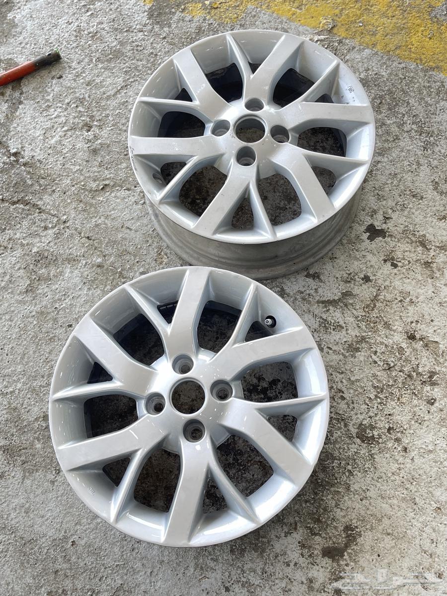 Nissan Sunny Hubcaps Two63667515563778110