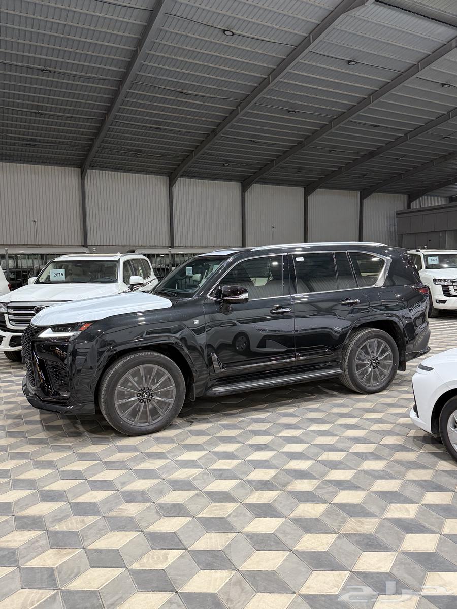 لكزس LX600 إف سبورت 2025 فل كامل بطاقه جمرك63670327807235114