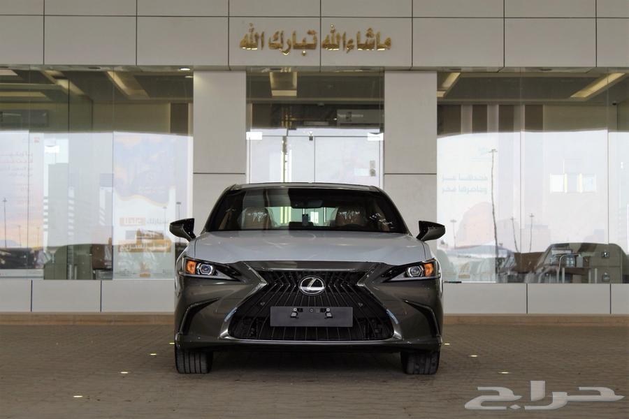 لكزس - ES250 لاكجيري - 2025 - نص فل - خليجي63667514775681112