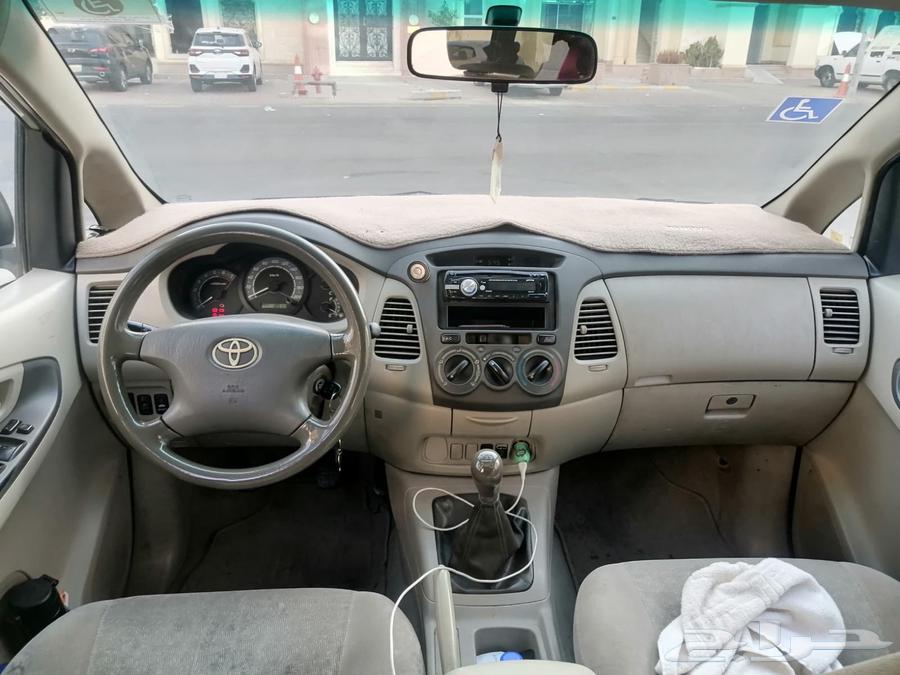 سيارة أنوفا فاغن لون فضي63667648136705112