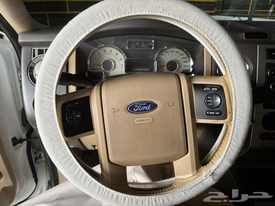 Ford Expedition 201263667509609985111
