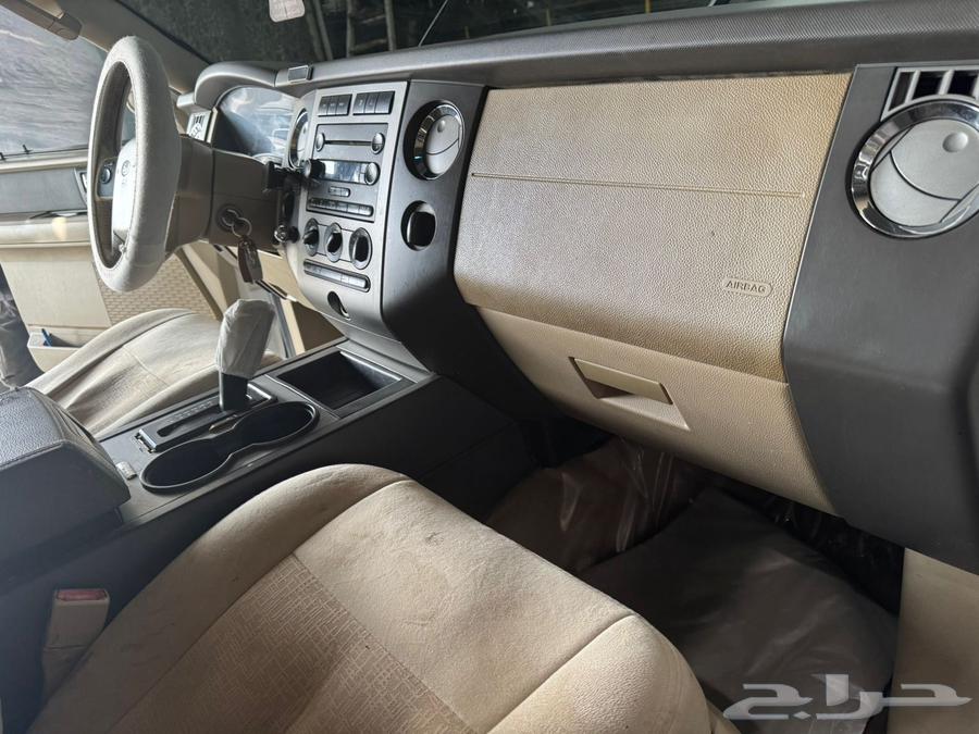 Ford Expedition 201263667509609985112