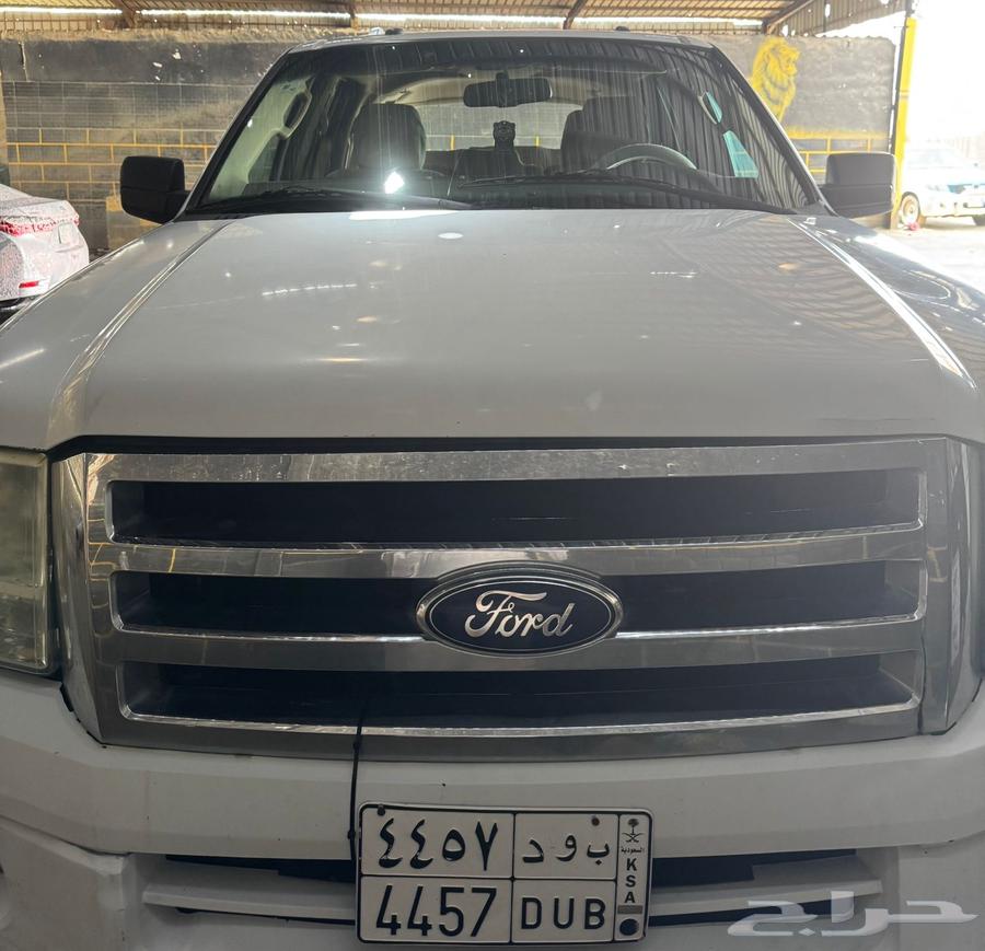 Ford Expedition 201263667509609985113