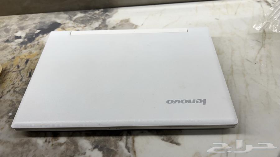 Laptop and projector63655102947970110