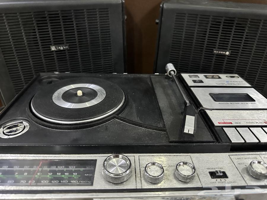 Rare Sanyo 1970s Portable Record, Cassette, and Radio Player63655110970755110