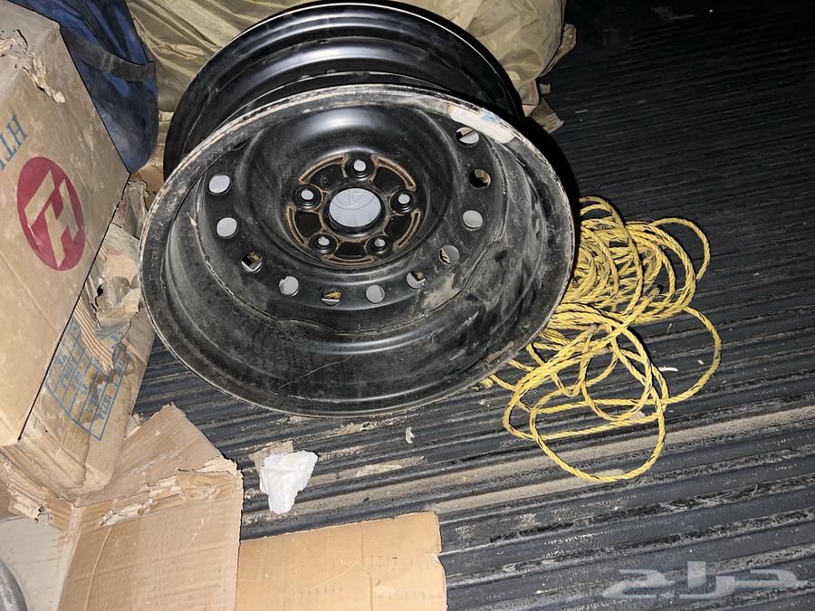Iron wheel with Toyota rim63669260713346111