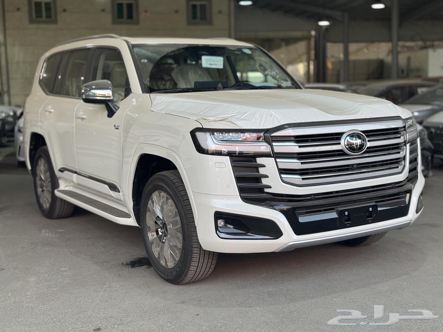 2025 Land Cruiser VX Hybrid Lowest Price (Saudi)63667650612225110