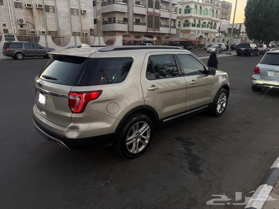 فورد اكسلور 201763668184930947113