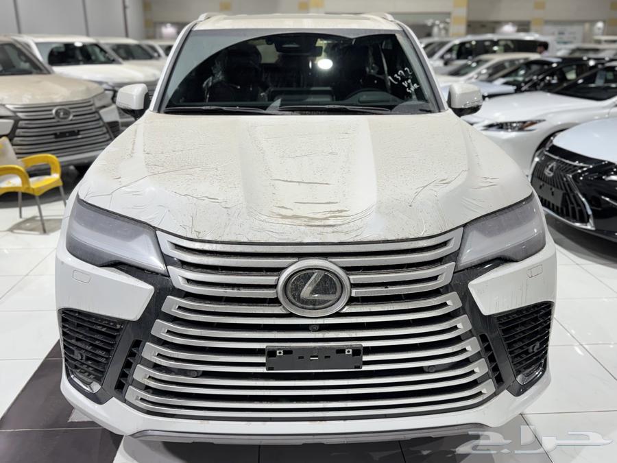 Lexus BB LX 600 Premium 2025 White Exterior Red Interior 50-50 System63667519898881110