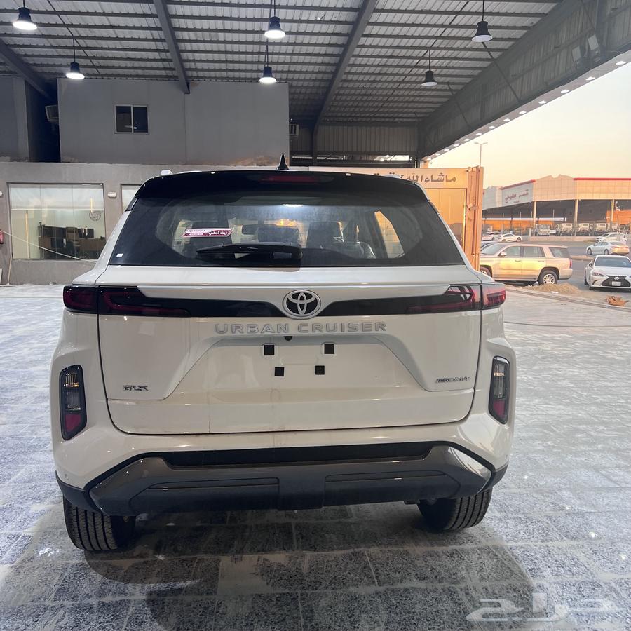 Toyota Urban Cruiser63669347124482112