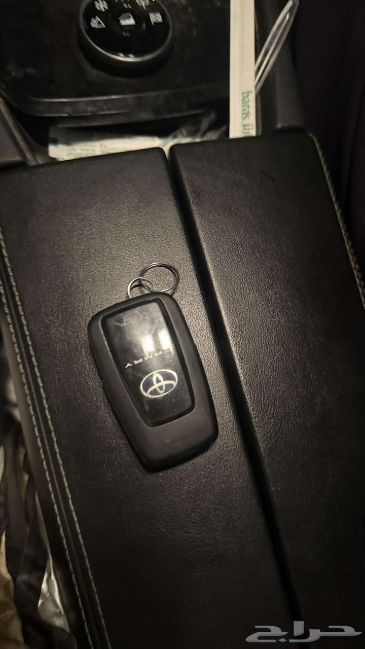 مفتاح كامري هايبرد63667522319489110