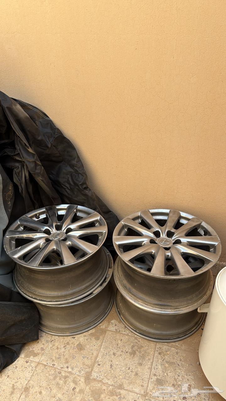 Original agency Lexus GS350 rims from 2012 to 201563667498707330114