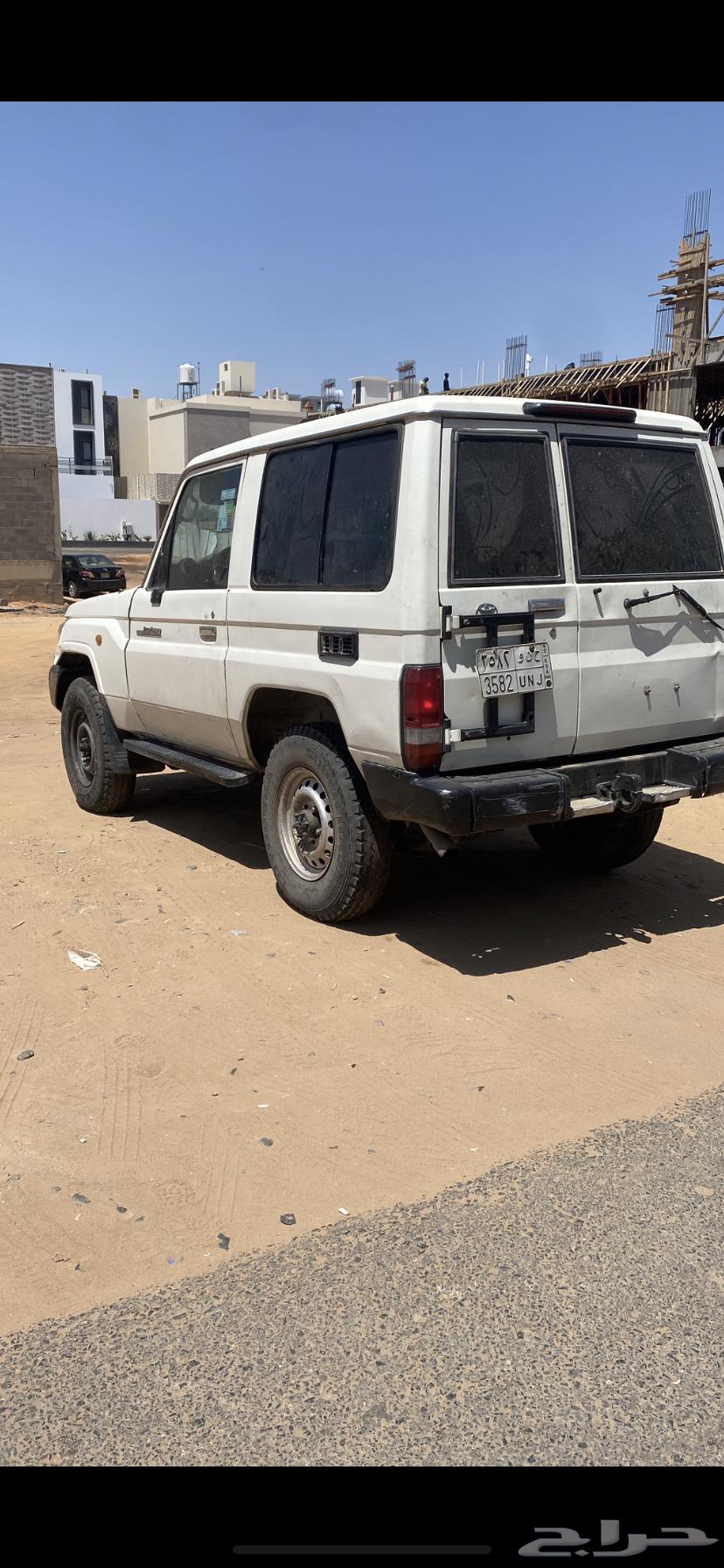 A stolen 2016 quarter jeep, whoever finds it will receive a 5000 SAR reward63669529237763111
