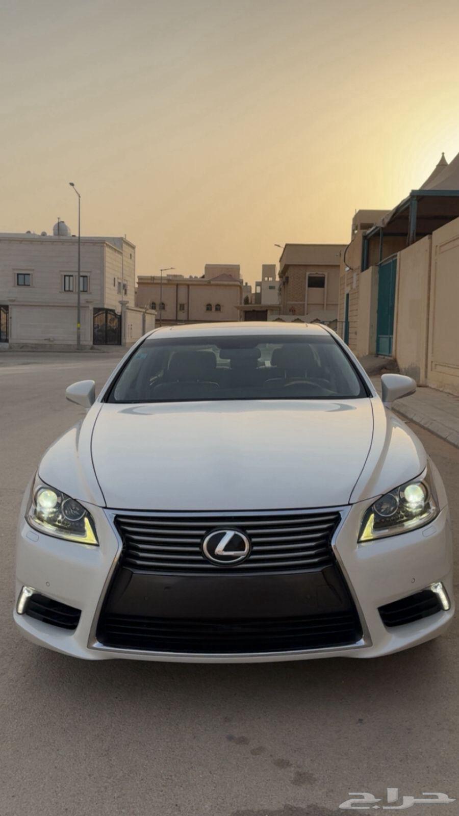 Lexus LS 460 2016 Model63667492412419111
