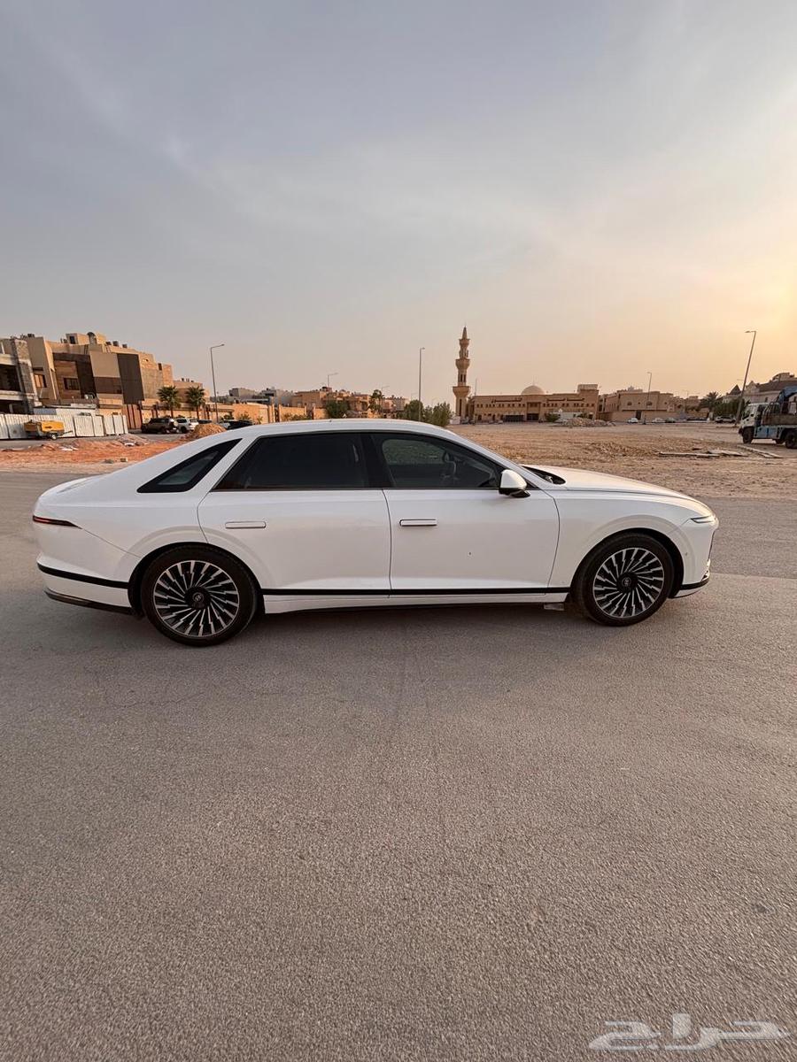 ازيرا كلاقرافي فل كامل202463667493827073112