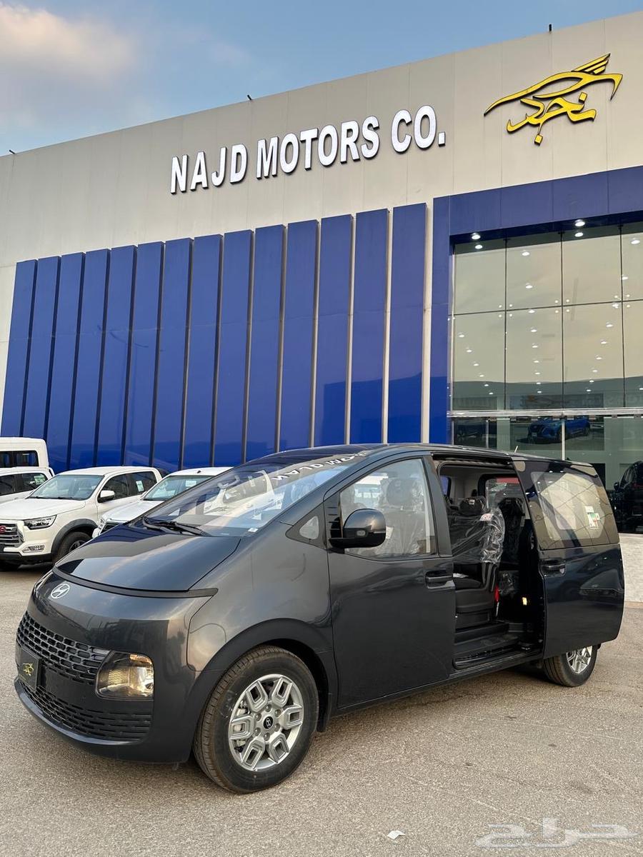Hyundai Staria 11-Seater Diesel Automatic 202563667505599490112