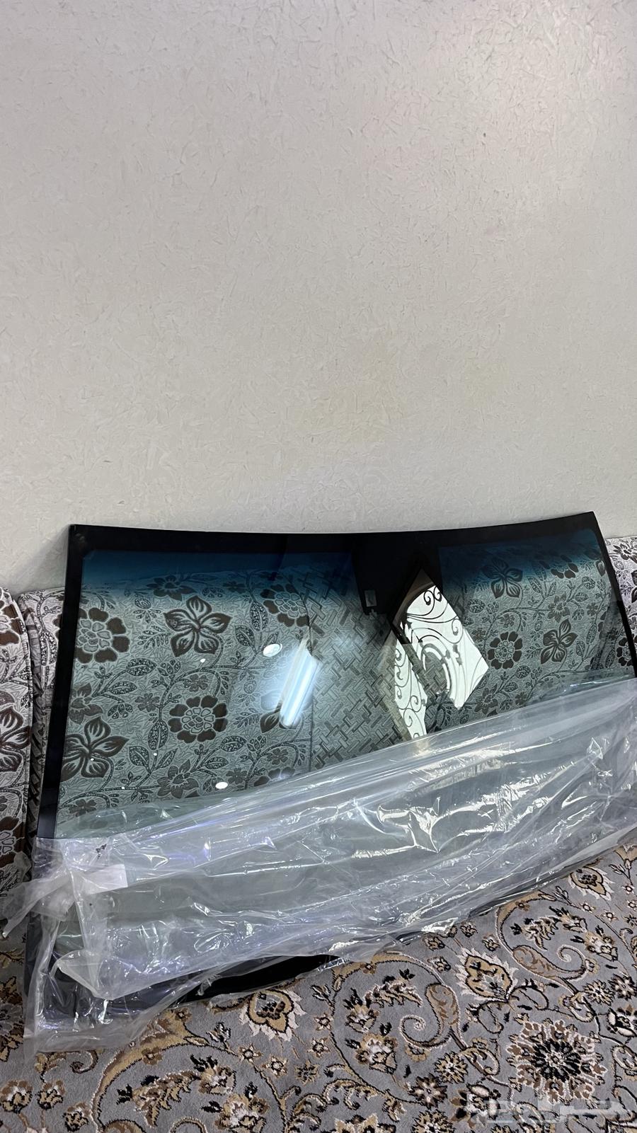 قزازة لكزس63676440542722112