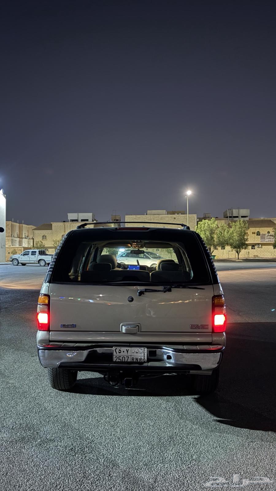 GMC 200263680431608577113
