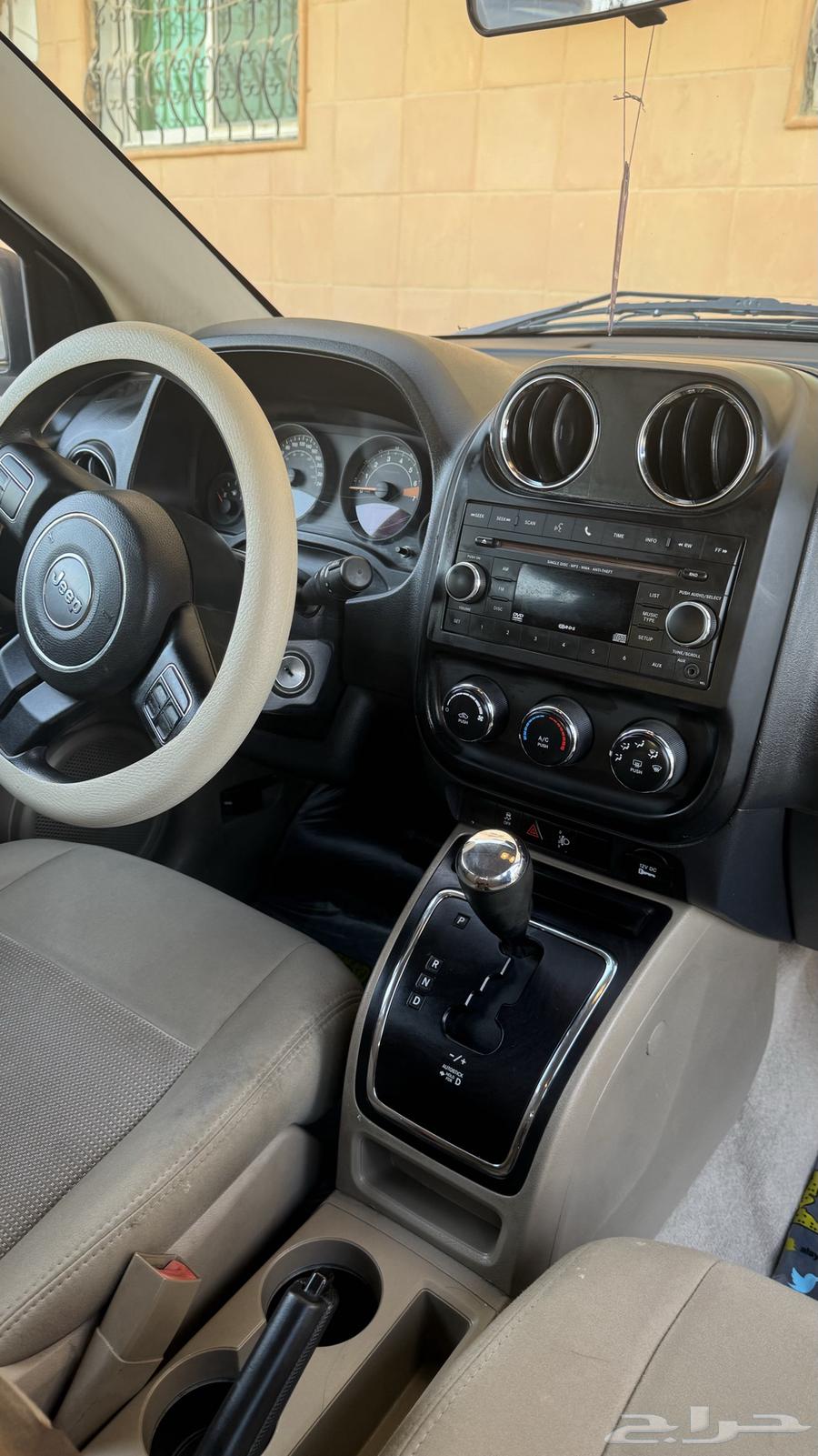 Jeep Compass63670946168194113