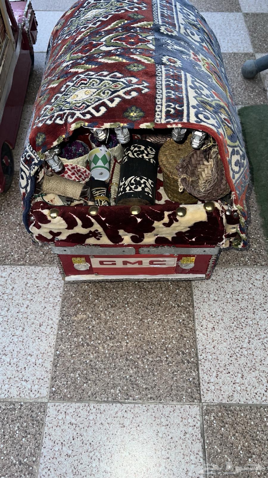 Handmade vintage car models63655517443458113