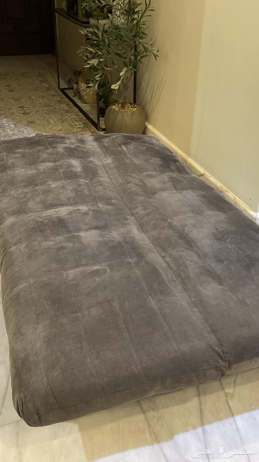 Sofa and bed combined into one63655328844931111