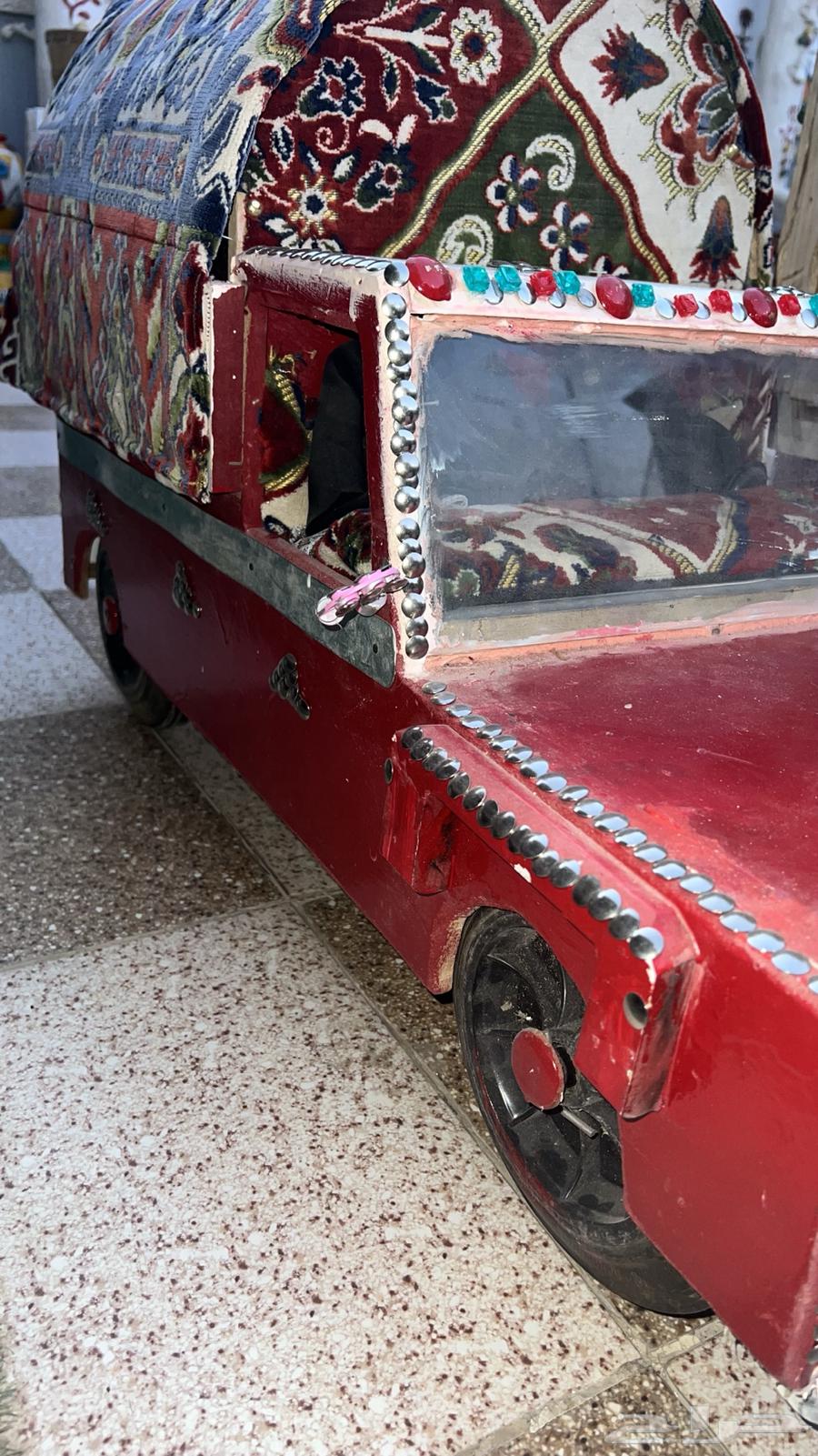 Handmade vintage car models63655517443458112