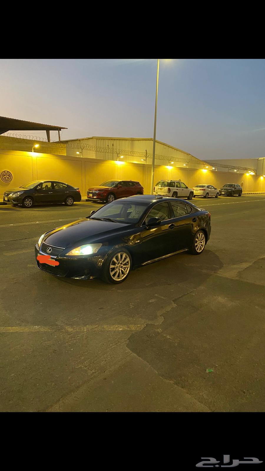 للبيع لكزس is300 موديل 200863672418454273110