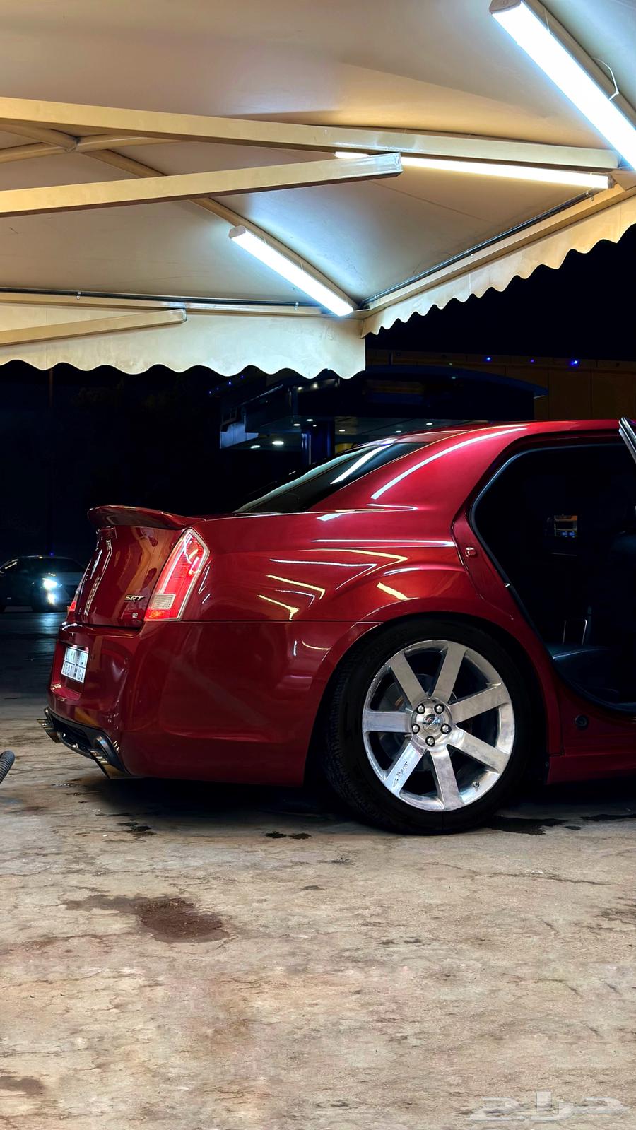 Hello, I'm looking for a Chrysler for exchange on occasion63672148692353110