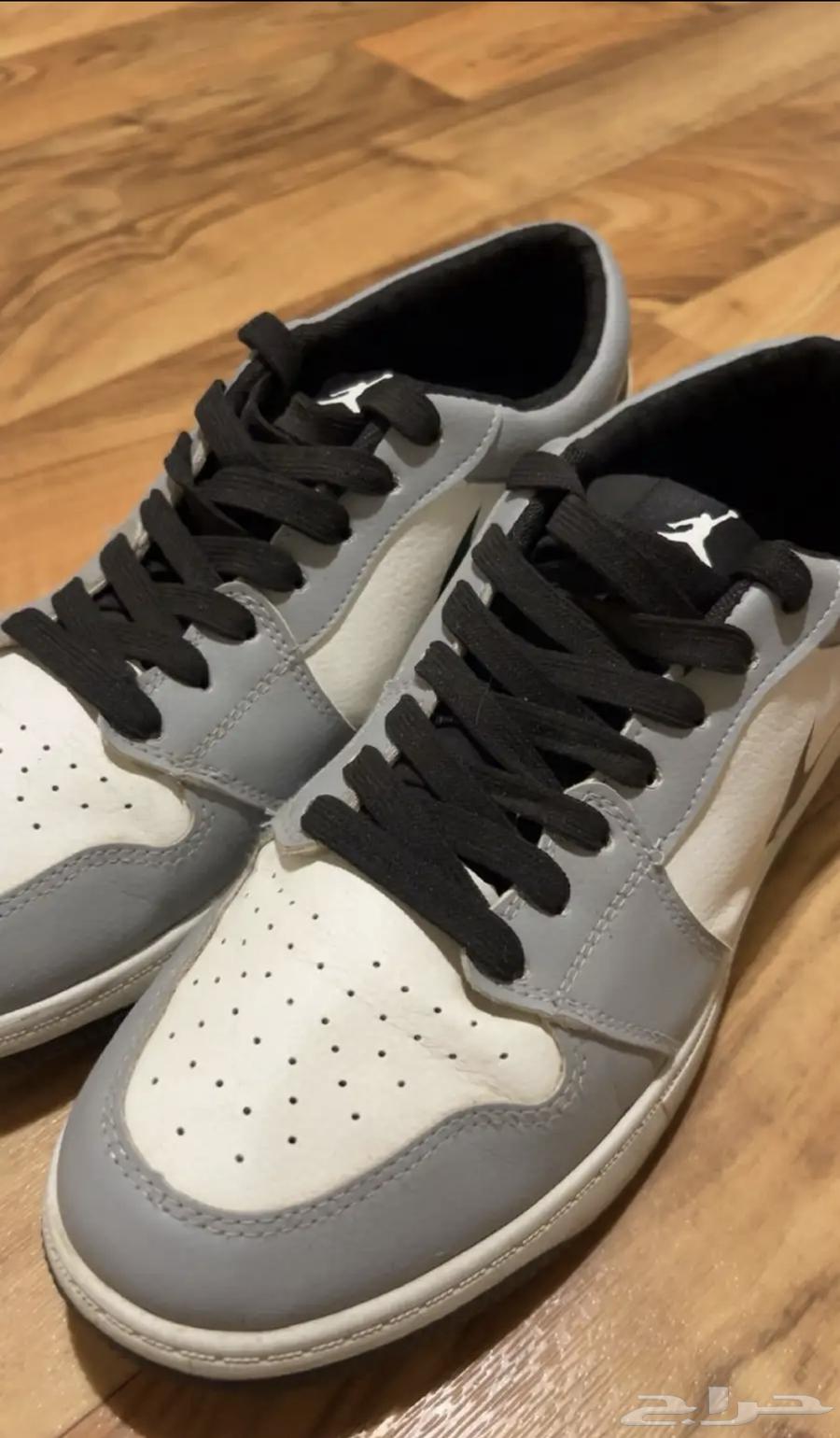 Authentic and very clean Nike shoe63655610715523112