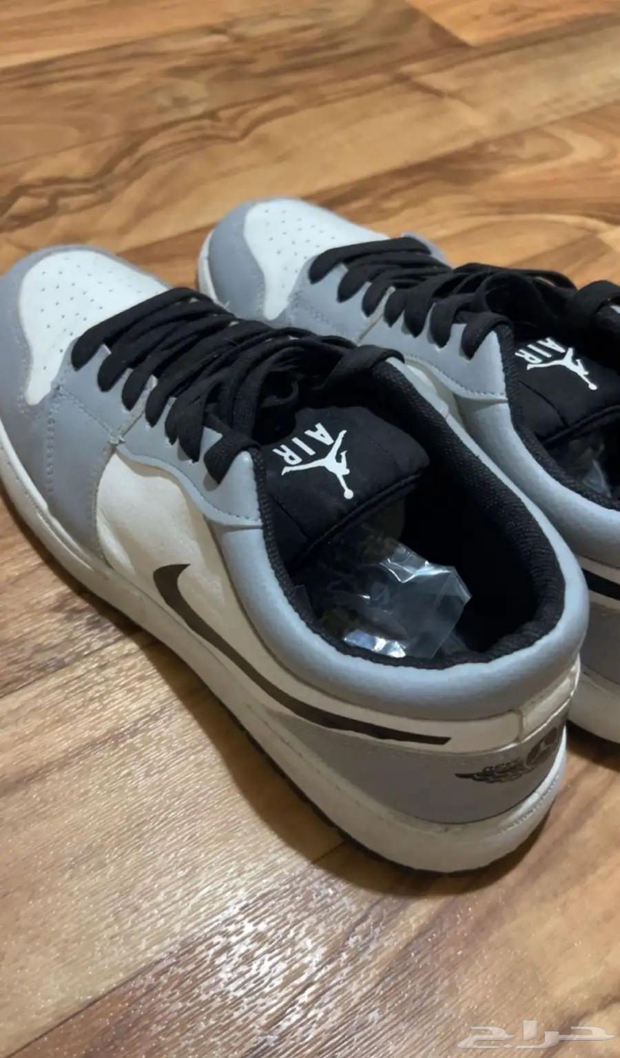 Authentic and very clean Nike shoe63655610715523113