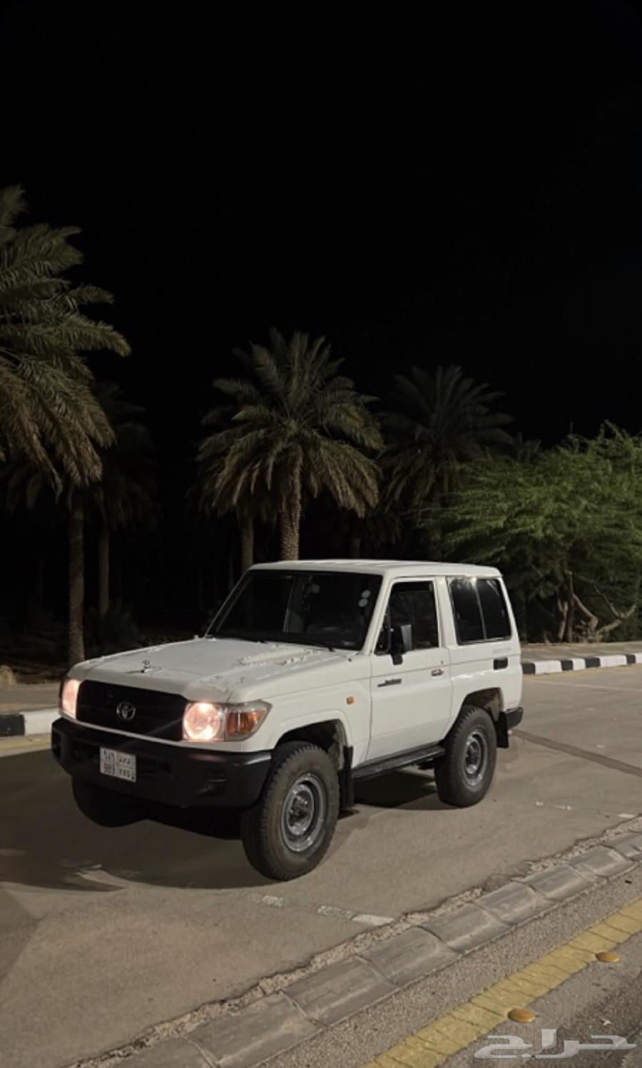 جيب ربع200763677403036803111