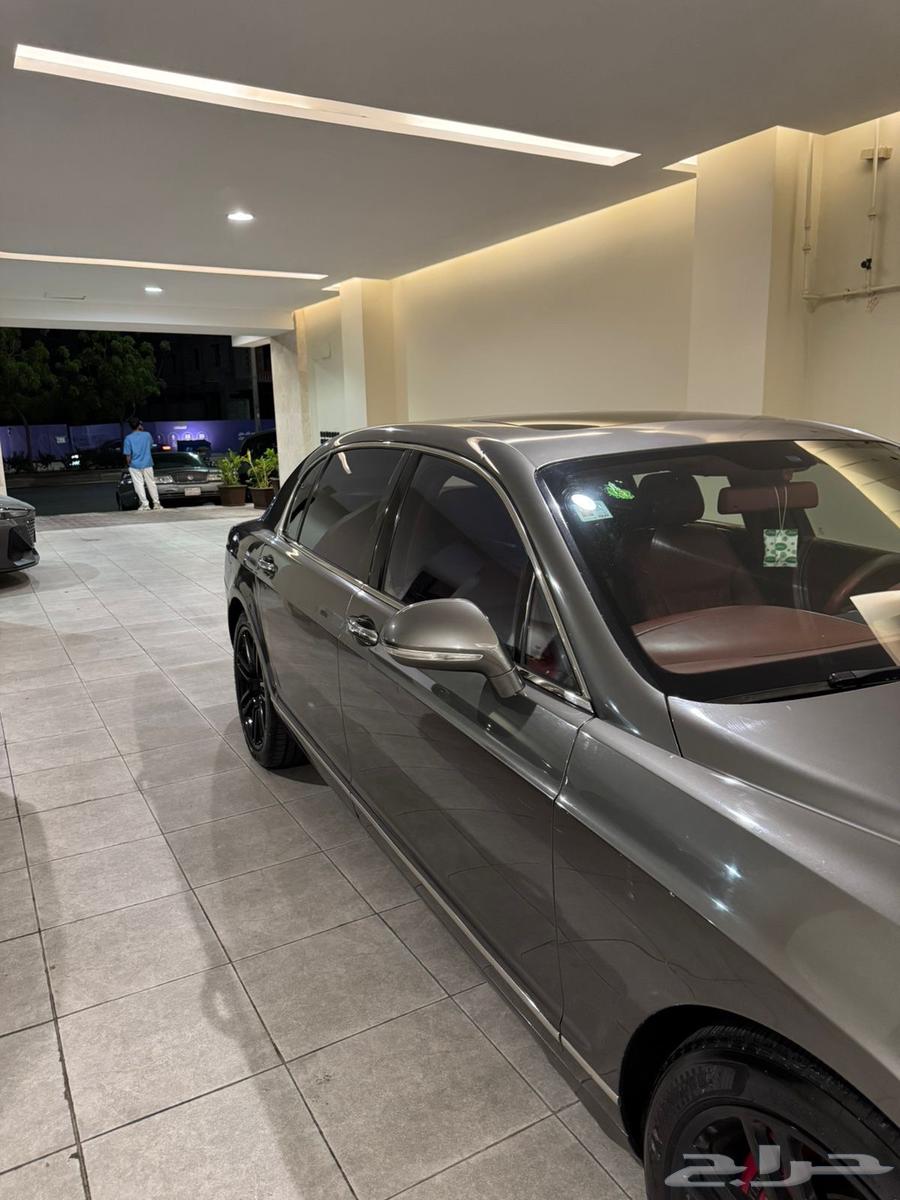 Bentley Flying Spur 201163671296101121113