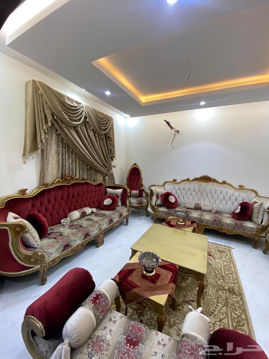 Sofa63655423948290112