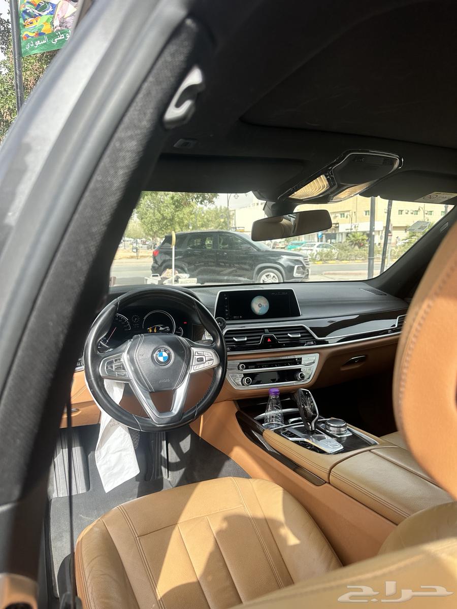 BMW 730li 201663672418232195113
