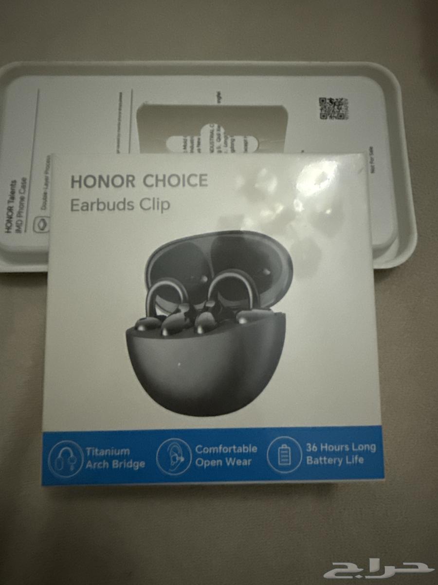 New headphones, unused and in packaging63655518208386110