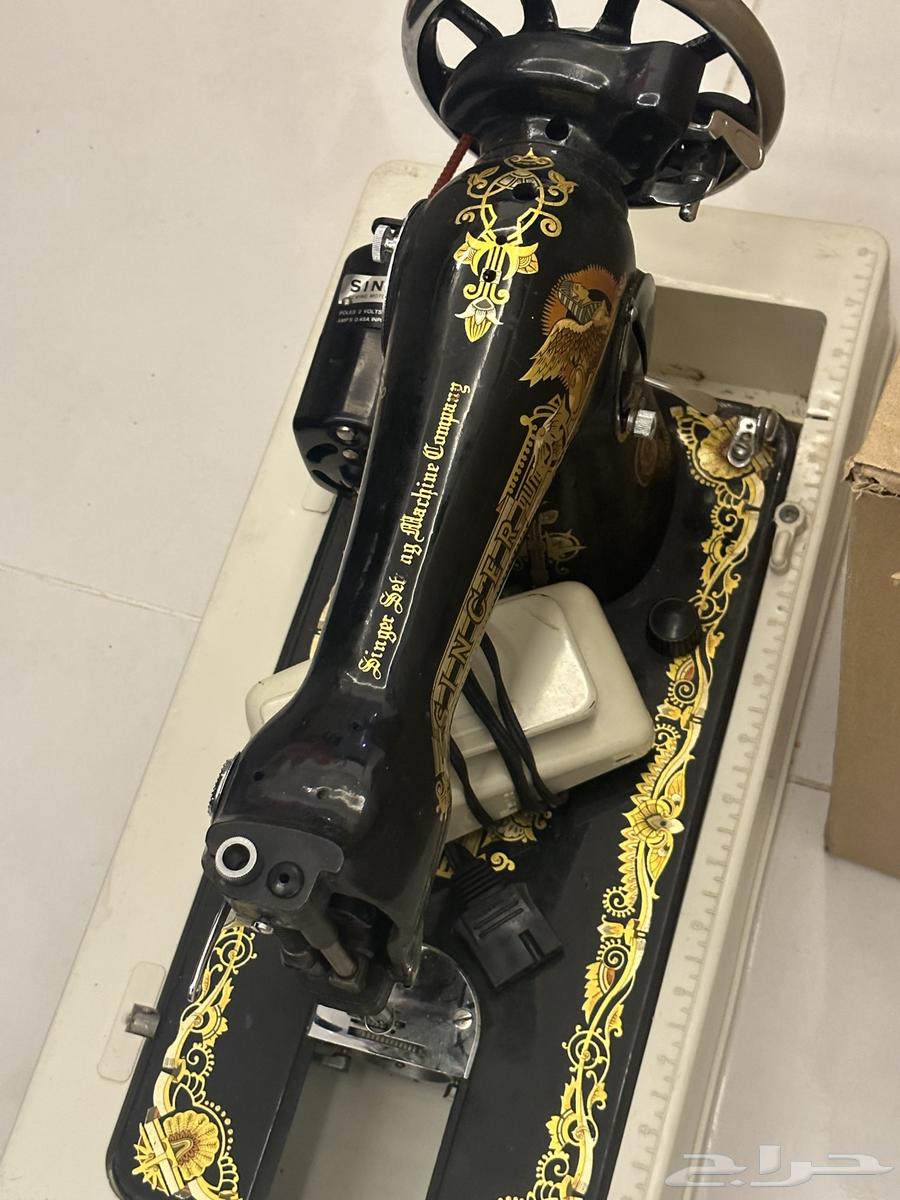 Ancient antique machine63655525947393110
