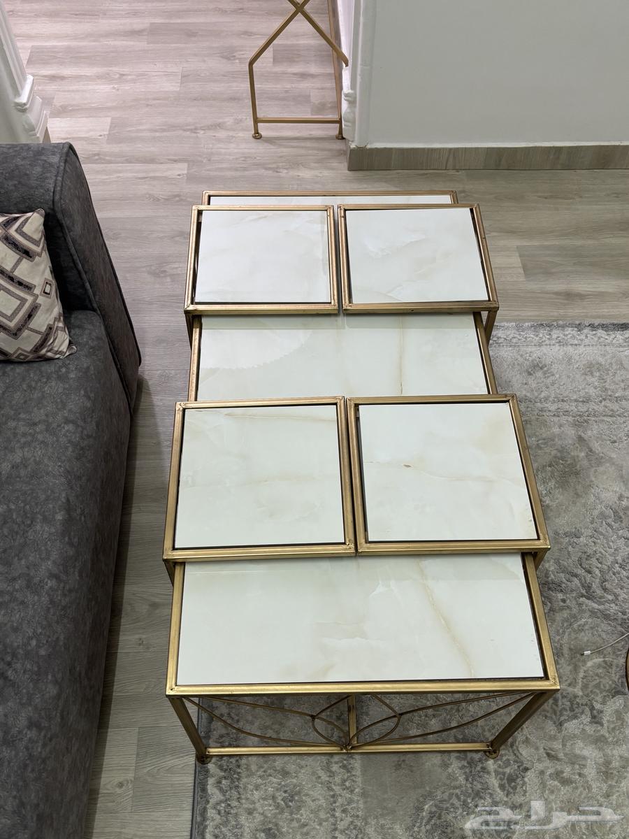 طاولة شبه جديدة للبيع مستعجل63672855575554112