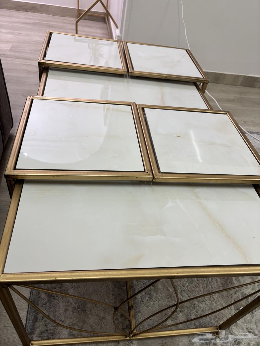 طاولة شبه جديدة للبيع مستعجل63672855575554113